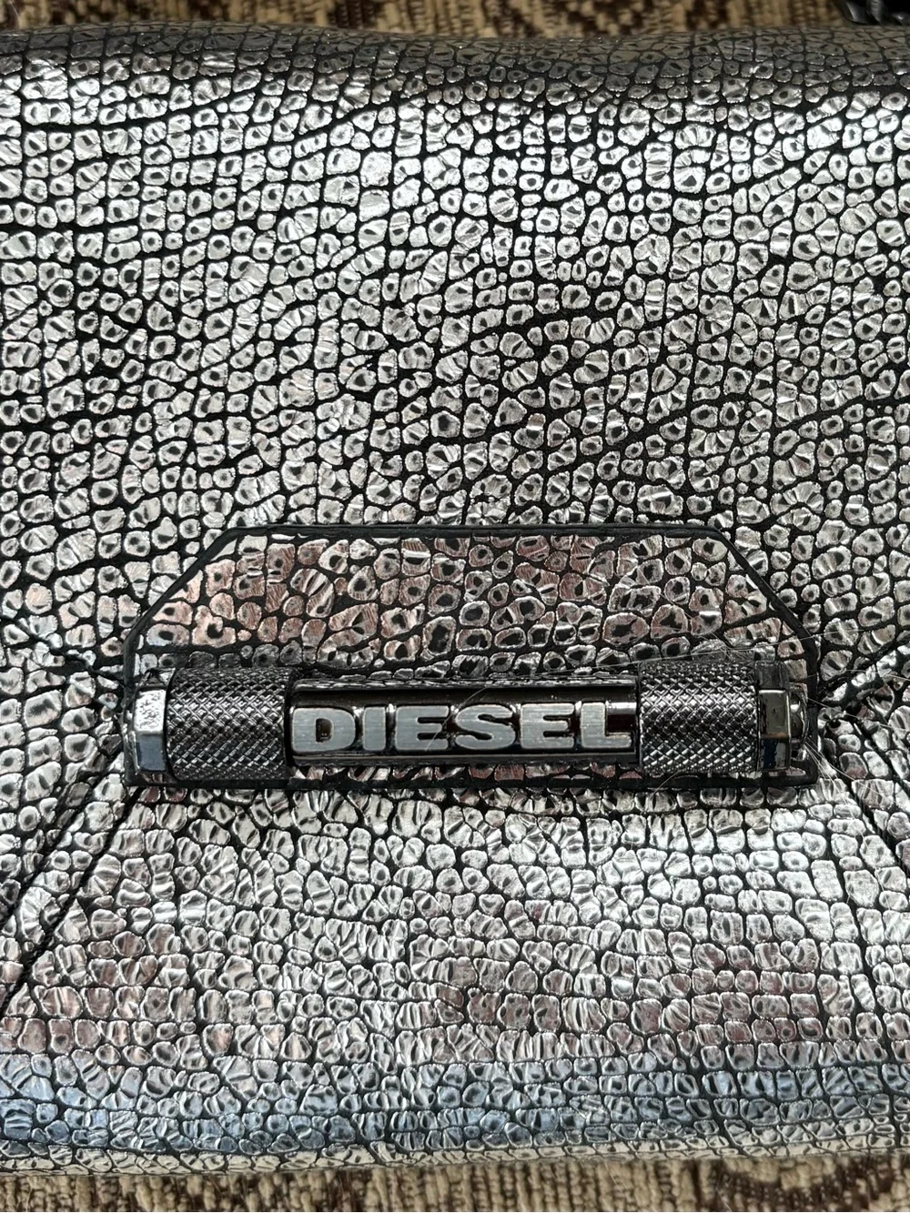 Diesel Metallic Silver Leather  Crossbody Chain Wallet Purse - Picture 4 of 11
